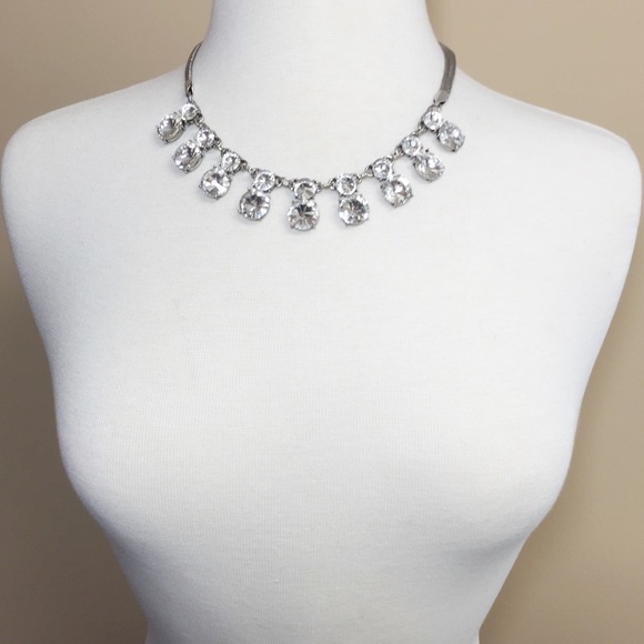 Rhinestone Flair Fancy Silver Necklace Earring Set - Picture 3 of 3
